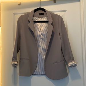 Light grey blazer
